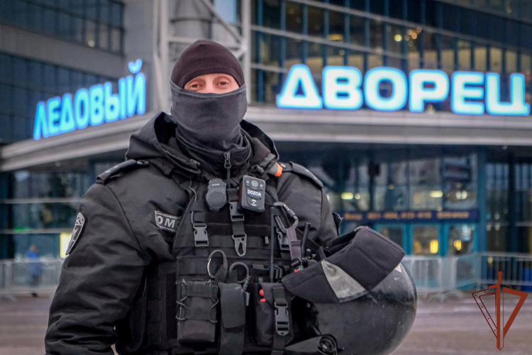 Безопасность матча КХЛ в Санкт-Петербурге обеспечили военнослужащие и сотрудники Росгвардии