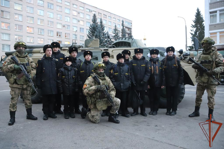 В Военной академии Росгвардии прошел день открытых дверей (видео)