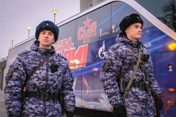 Безопасность матча КХЛ в Санкт-Петербурге обеспечили военнослужащие и сотрудники Росгвардии