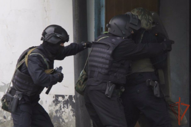При силовой поддержке спецназа Росгвардии задержаны подозреваемые в похищении нефти в Перми