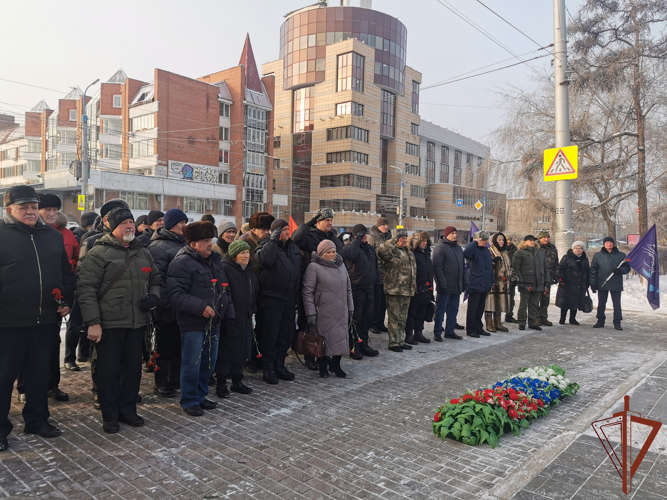 Росгвардейцы в регионах Сибири почтили память погибших в боевых действиях на Северном Кавказе
