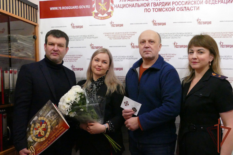 Командующий Сибирским округом Росгвардии поздравил подразделения информационного сопровождения с профессиональным праздником