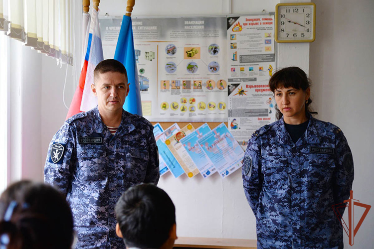 Военнослужащие и сотрудники Росгвардии на Урале принимают участие в мероприятиях Года защитника Отечества