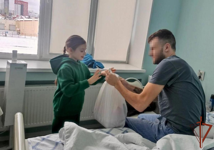 Ветераны Уральского округа посетили бойцов – участников СВО, находящихся на излечении в госпитале Росгвардии