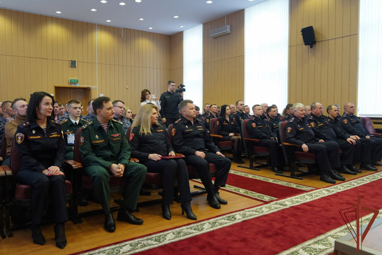 В столичном главке Росгвардии отметили 30-летие подразделений по взаимодействию со СМИ