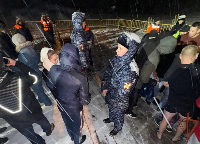 Росгвардейцы обеспечили безопасность празднования Крещения Господня в Приволжье