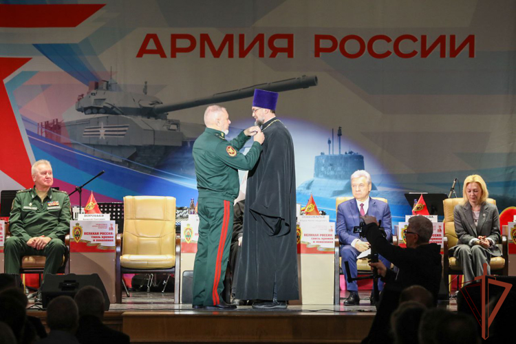 Генерал-полковник Алексей Воробьев принял участие в пленарном заседании Международных Рождественских образовательных чтений (видео)