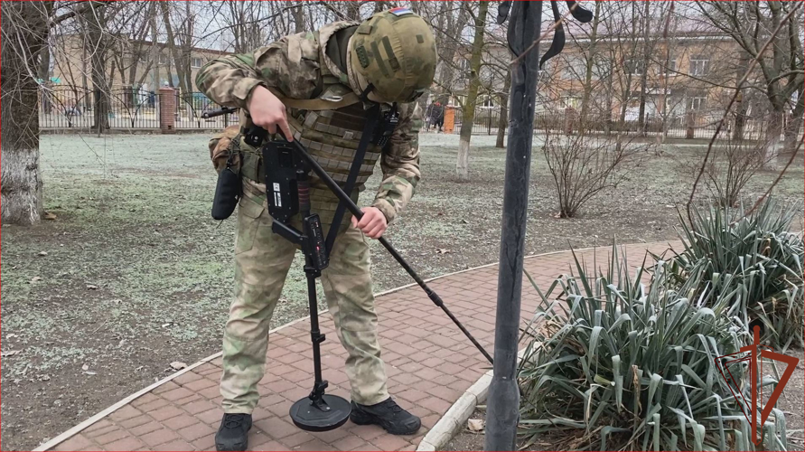 Военнослужащие и сотрудники Росгвардии обеспечили безопасность рождественских праздников в Запорожской и Херсонской областях (видео)