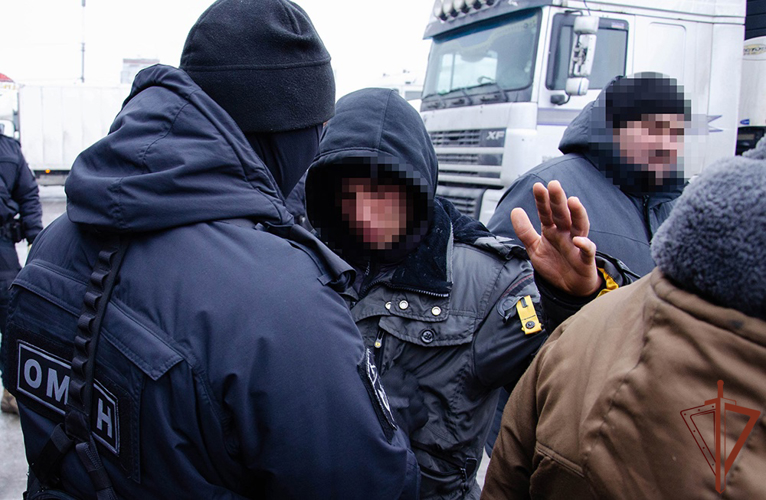 В Пензе при участии сотрудников Росгвардии прошел рейд по установлению натурализованных граждан РФ, не вставших на воинский учет