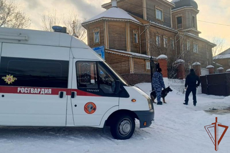 Росгвардейцы на Дальнем Востоке обеспечили безопасность новогодних праздников 