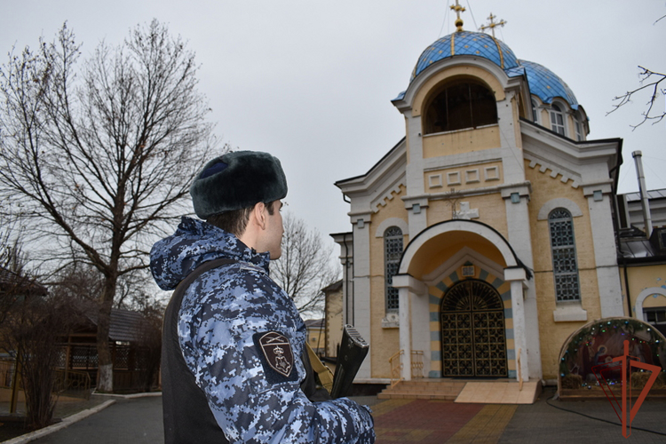 В Северо-Кавказском округе росгвардейцы обеспечили правопорядок в Крещение Господне