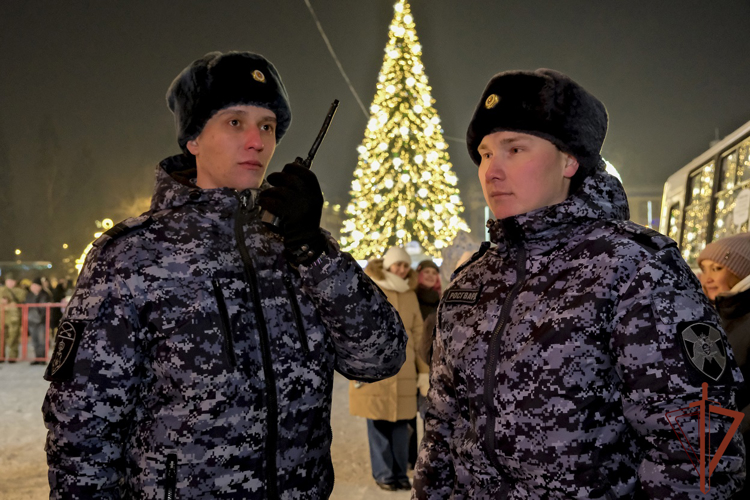 Росгвардейцы обеспечили безопасность сибиряков в новогоднюю ночь