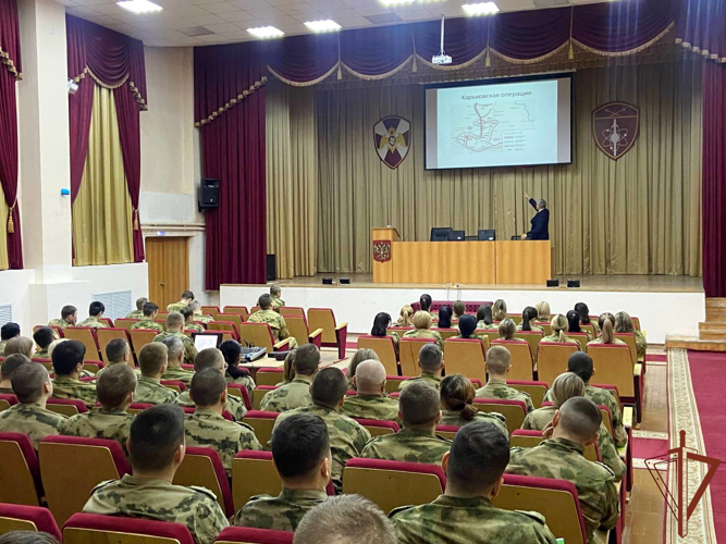На Урале проходят памятные мероприятия, посвященные 82-й годовщине победы в Сталинградской битве