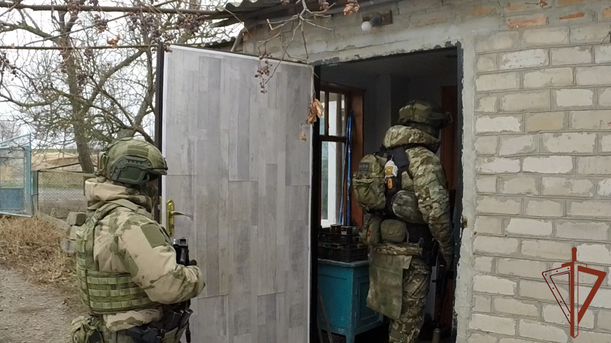В Запорожской области сотрудники ОМОН Росгвардии задержали подозреваемого в убийстве  