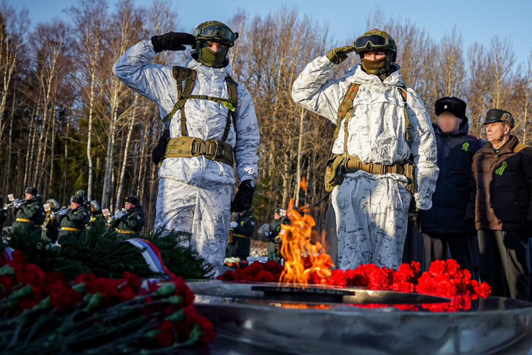 Росгвардейцы-разведчики совершили лыжный переход по местам боев обороны Ленинграда 