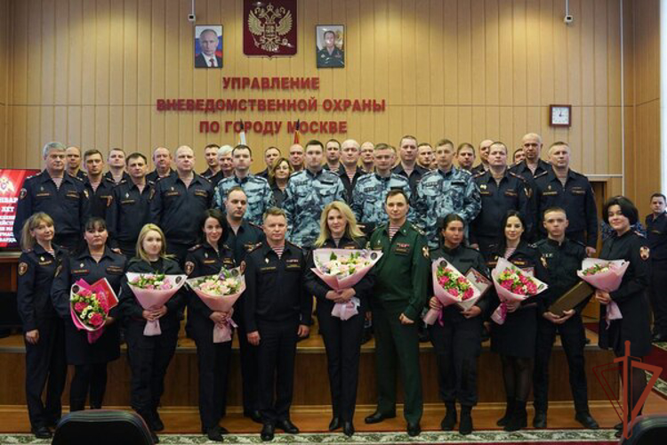 В столичном главке Росгвардии отметили 30-летие подразделений по взаимодействию со СМИ