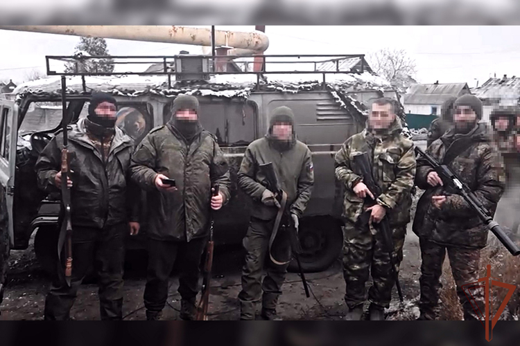 Участники СВО поблагодарили сотрудников ЛРР Управления Росгвардии по Республике Татарстан за охотничьи ружья и патроны (видео)