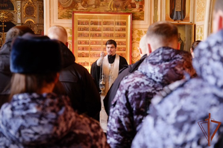 На Урале росгвардейцы приняли участие в патриотических и памятных мероприятиях ко Дню защитника Отечества