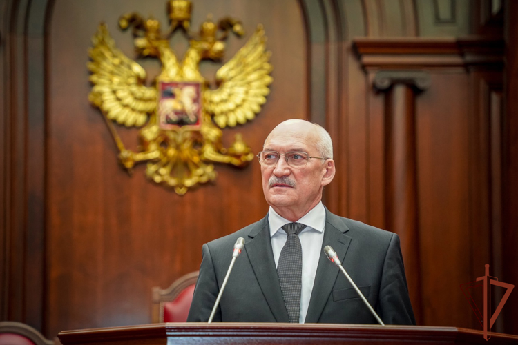 Конституционный Суд и Президентская библиотека поздравили росгвардейцев с Днём защитника Отечества