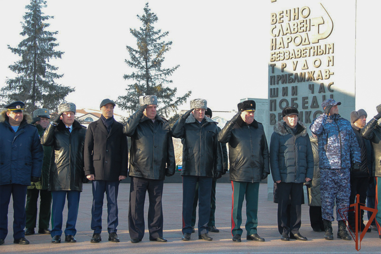 На Урале росгвардейцы приняли участие в патриотических и памятных мероприятиях ко Дню защитника Отечества