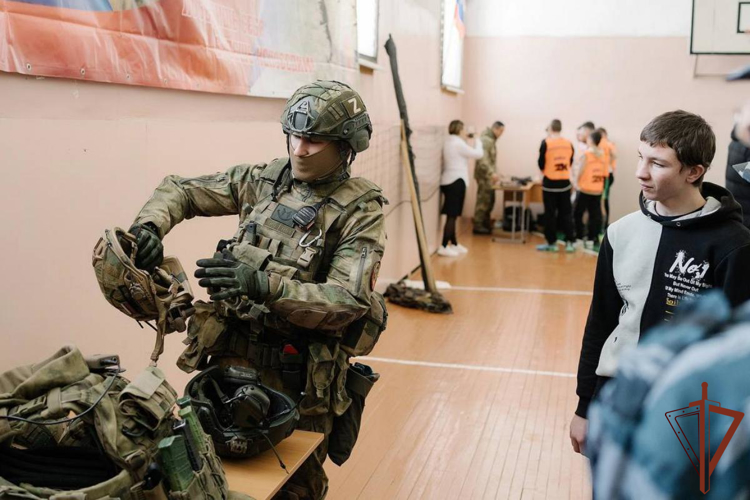 Росгвардия продолжает цикл патриотических мероприятий в рамках Года защитника Отечества