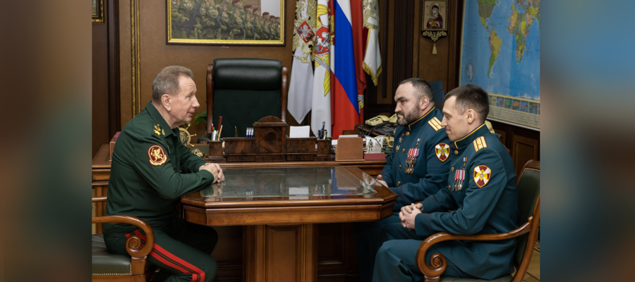 Генерал армии Виктор Золотов поздравил офицеров Росгвардии с присвоением звания Героя России (видео)