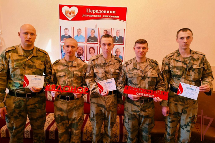 Донорская акция Росгвардии «От сердца к сердцу» прошла в Томской области