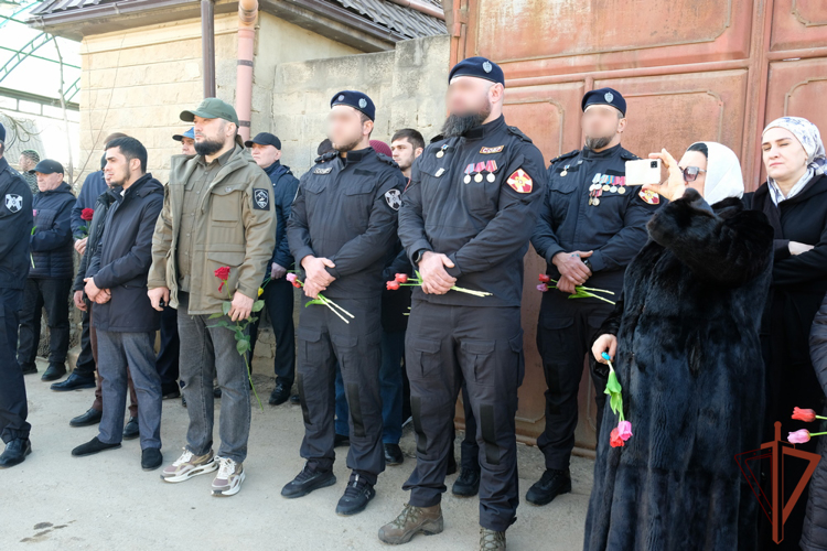 Именем погибшего росгвардейца названа улица в Дагестане 