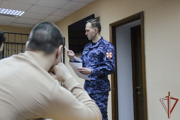 Профориентационные мероприятия провели росгвардейцы в Сибири