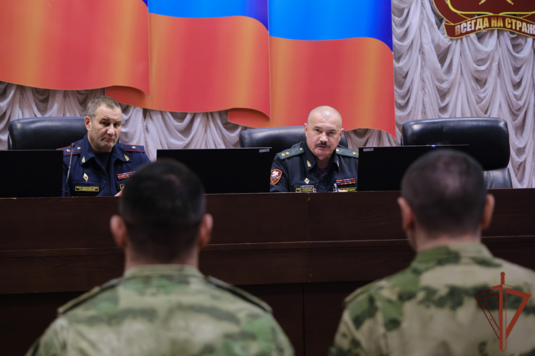 Врио командующего Уральским округом Росгвардии провел аттестационную комиссию по отбору кандидатов для поступления в военные академии