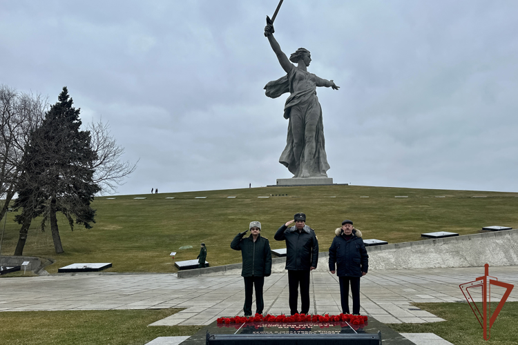 Росгвардия присоединилась к празднованию 82-й годовщины победы в Сталинградской битве