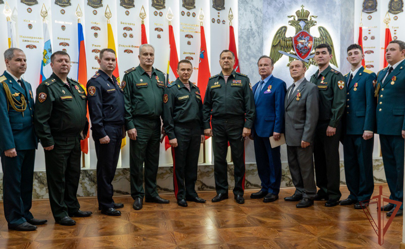 Военнослужащим и ветеранам Центрального округа Росгвардии вручены памятные медали «Военный дирижер и композитор В.И. Агапкин»  (видео)