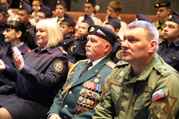 В Центральной России проходят мероприятия ко Дню памяти россиян, исполнявших служебный долг за пределами Отечества