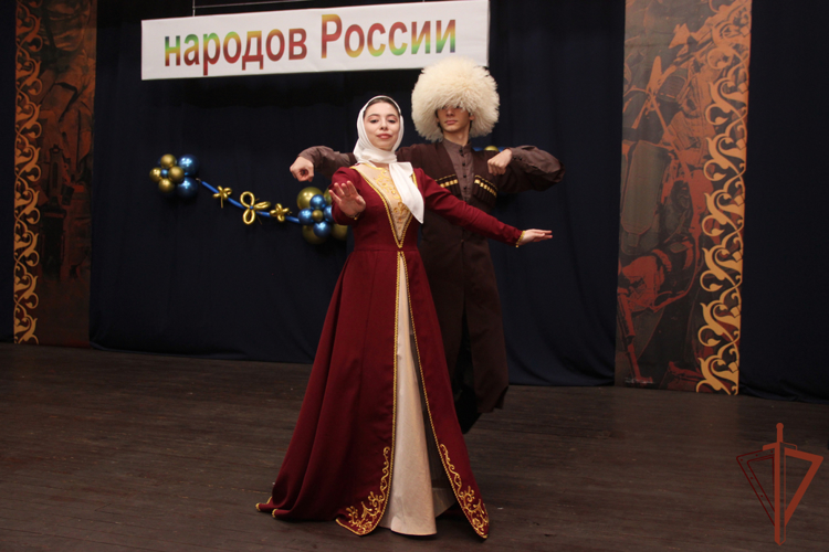 Фестиваль национальных культур народов России среди образовательных учреждений Росгвардии прошел в Грозном