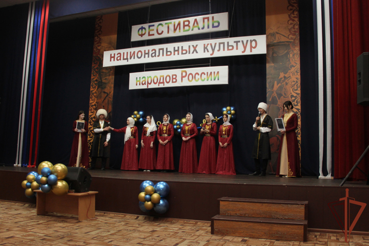 Фестиваль национальных культур народов России среди образовательных учреждений Росгвардии прошел в Грозном