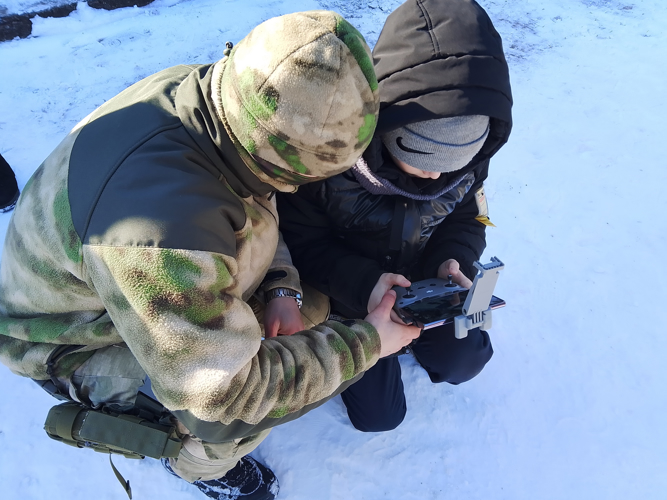 Военнослужащие Росгвардии организовали праздник для детей ЛНР ко Дню защитника Отечества (видео)