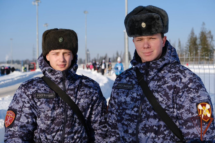 Безопасность участников «Лыжни России» в Ленинградской области обеспечили росгвардейцы