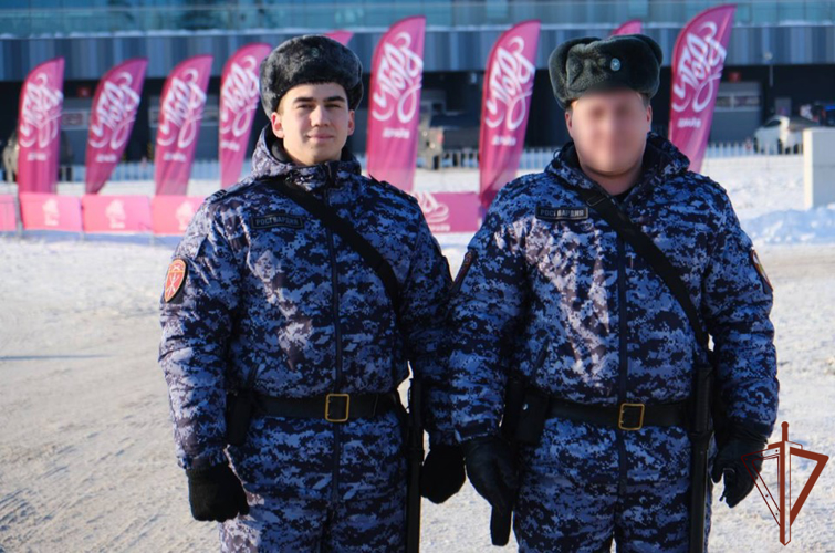 Безопасность участников «Лыжни России» в Ленинградской области обеспечили росгвардейцы
