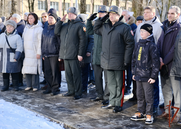 В Санкт-Петербурге увековечили память Героя Советского Союза Михаила Ашика