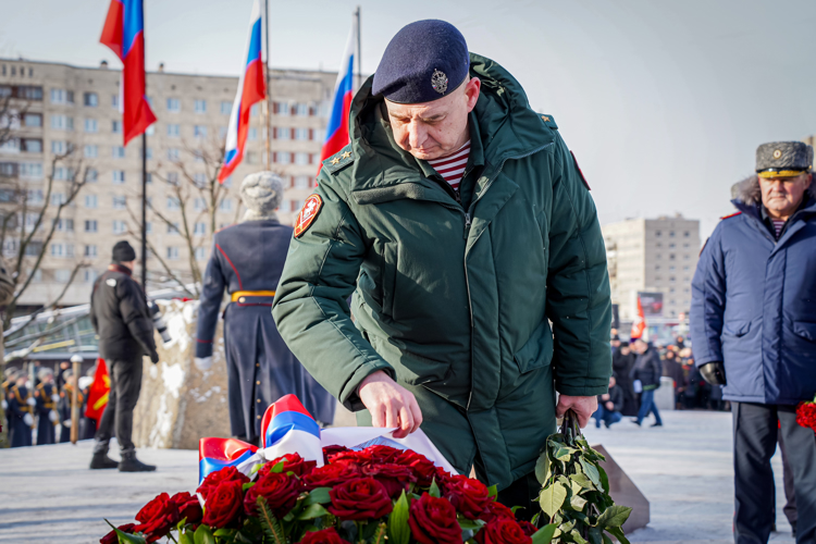 В Санкт-Петербурге росгвардейцы почтили память россиян, исполнявших служебный долг за пределами Отечества