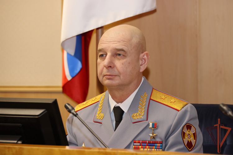В Ленинградской области наградили отличившихся в ходе несения службы росгвардейцев