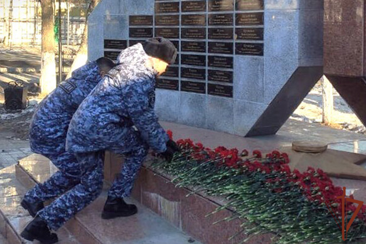 В Восточном округе Росгвардии прошли мероприятия, посвященные 82-й годовщине победы в Сталинградской битве