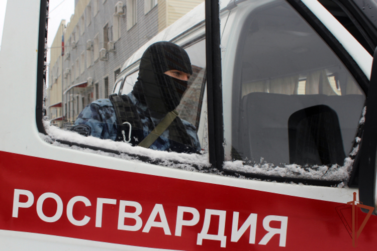 При содействии Росгвардии в Воронеже прошел рейд по соблюдению миграционного законодательства