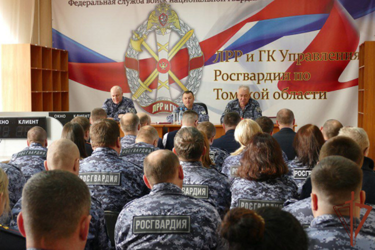 В регионах Сибири прошли торжественные мероприятия в честь дня образования подразделений государственного контроля и лицензионно-разрешительной работы Росгвардии