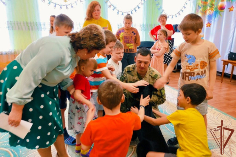 Ведомственная акция «Добрые дела с Росгвардией» прошла в подшефных учреждениях регионов Сибири