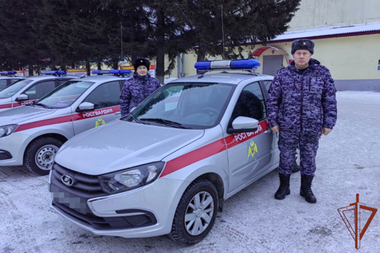 Росгвардейцы в Иркутске оказали помощь находящемуся в бессознательном состоянии мужчине