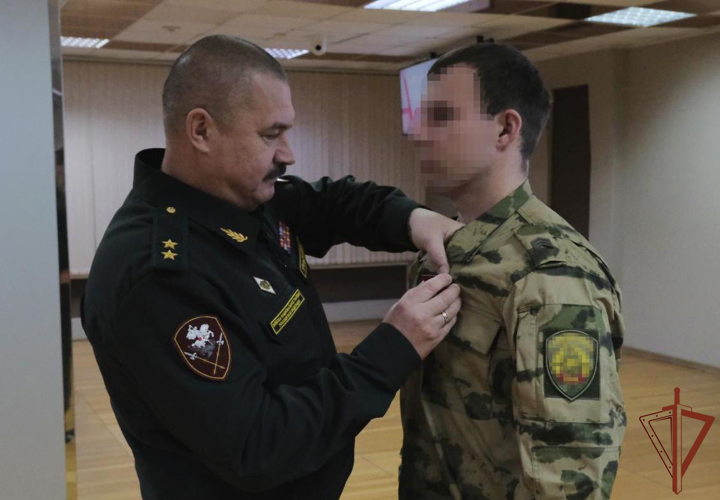 Спецназовцам Уральского округа Росгвардии вручены государственные награды