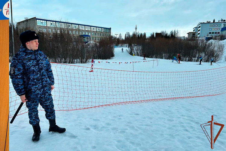Сотрудники Росгвардии обеспечили безопасность спортивных и религиозных мероприятий на Урале 