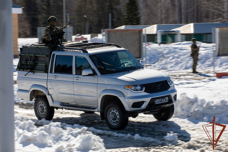 Учебный сбор со специалистами боевой подготовки состоялся в Уральском округе Росгвардии