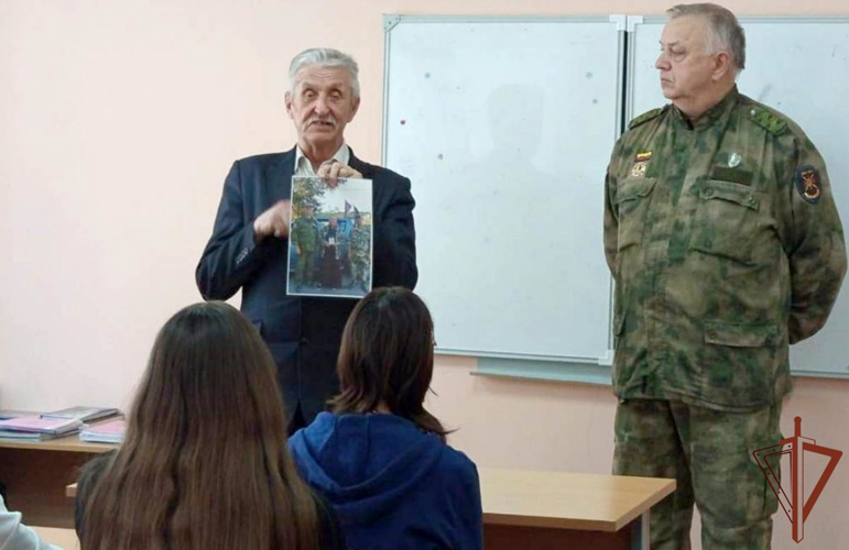 Патриотические, познавательные и спортивные мероприятия с участием Росгвардии состоялись на Урале